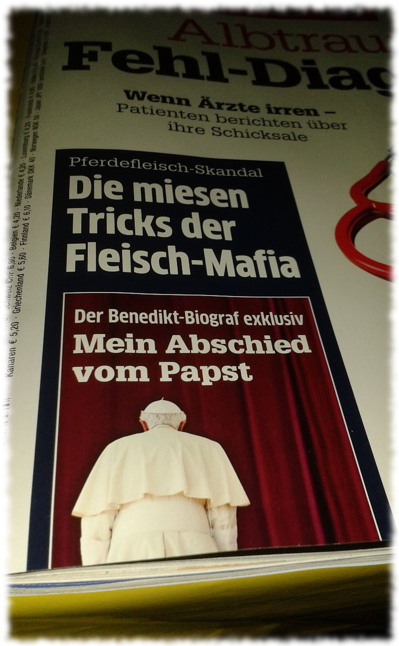 Focus-Titelblatt: Abschied vom Papst im selben Kasten wie Pferdefleisch-Skandal.